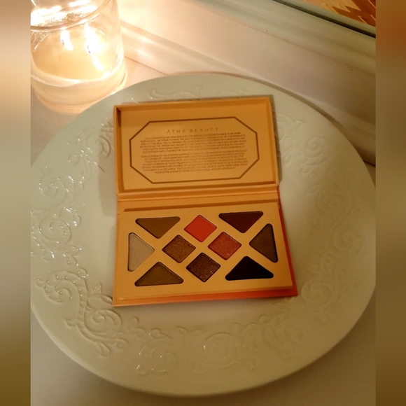 ĀTHR BEAUTY Desert Sunset Palatte - Picture 1 of 4